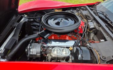 Chevrolet-Corvette-1973-Red-BlACK-5