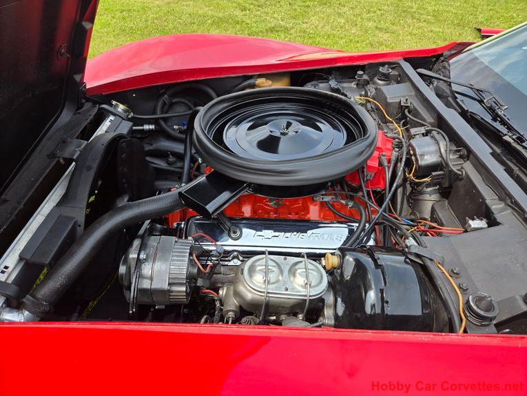 Chevrolet-Corvette-1973-Red-BlACK-5