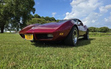 Chevrolet-Corvette-1974-1