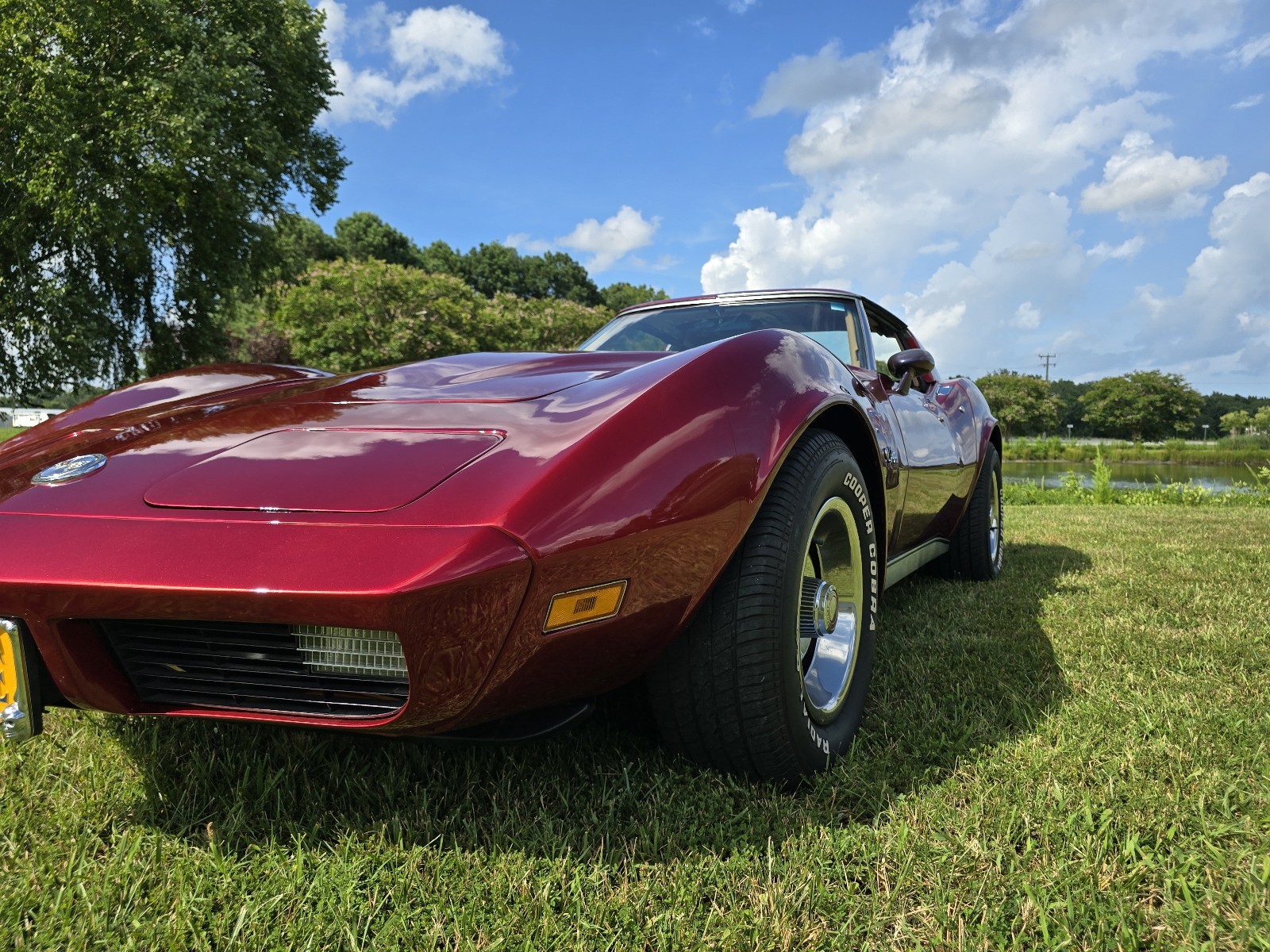Chevrolet-Corvette-1974-10