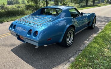 Chevrolet-Corvette-1974-10