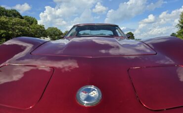 Chevrolet-Corvette-1974-11