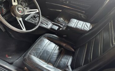Chevrolet-Corvette-1974-13