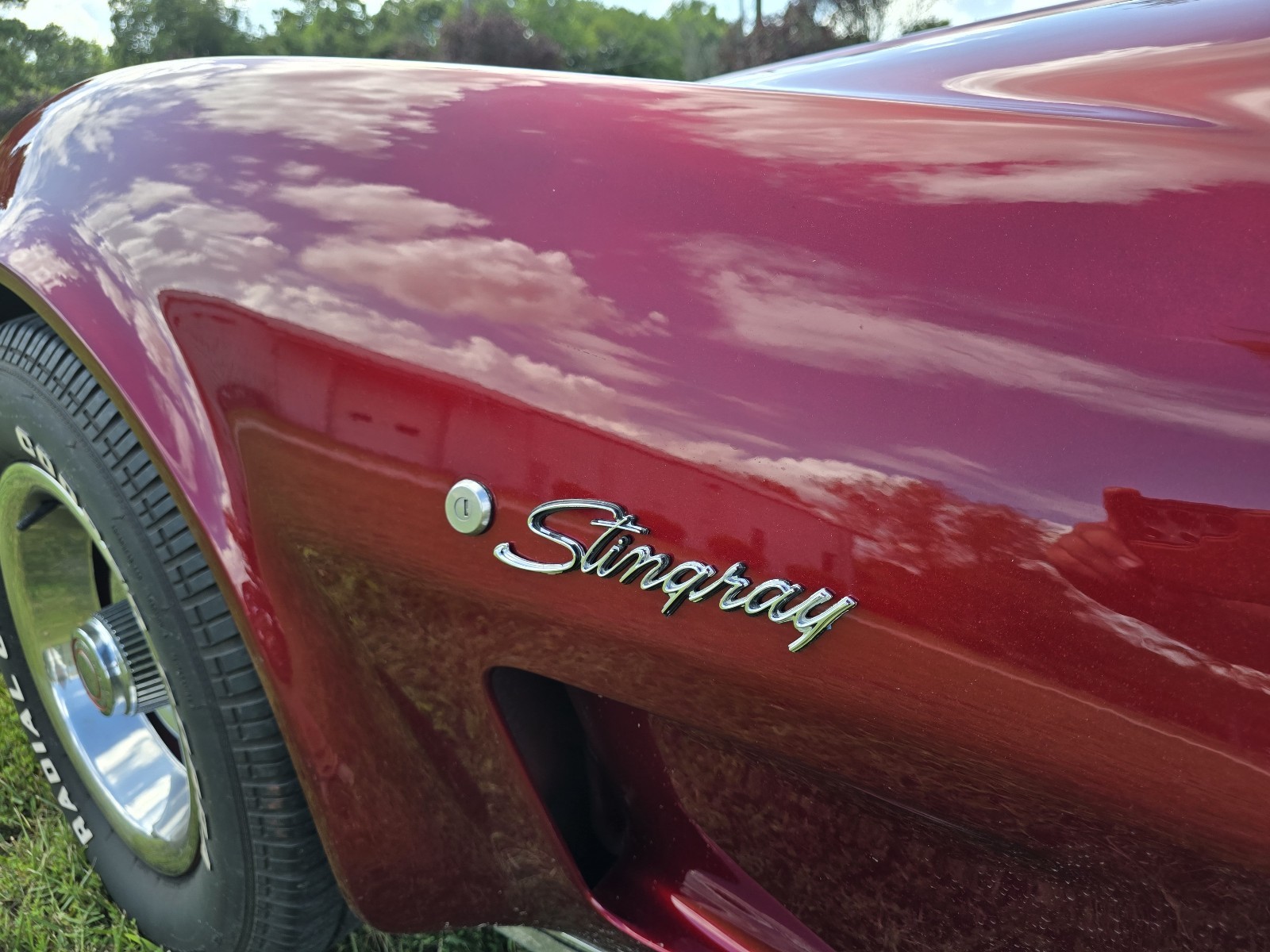 Chevrolet-Corvette-1974-16