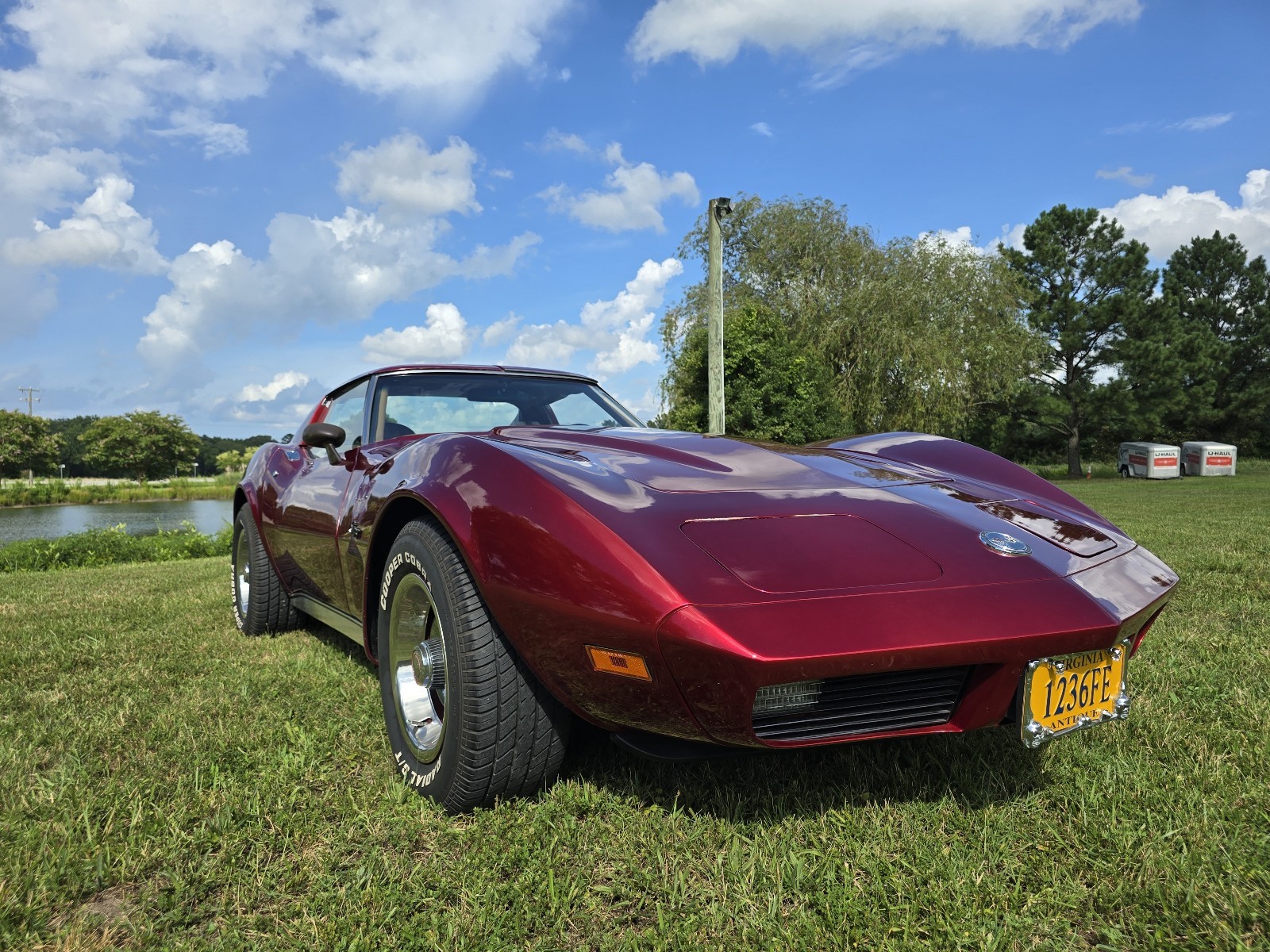 Chevrolet-Corvette-1974-21