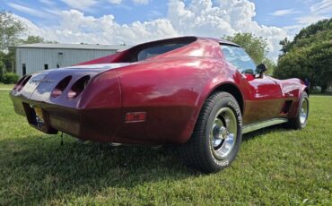 Chevrolet-Corvette-1974-23