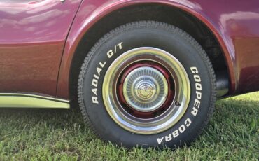 Chevrolet-Corvette-1974-26