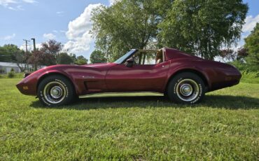 Chevrolet-Corvette-1974-31