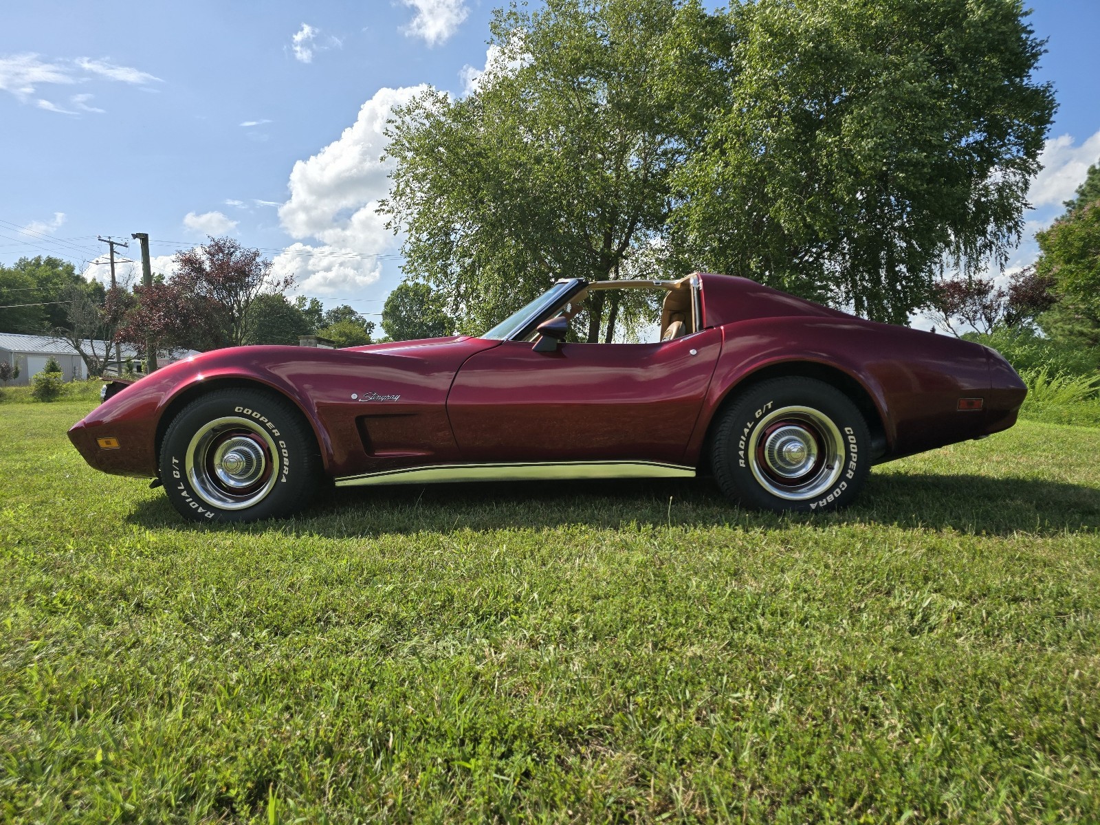 Chevrolet-Corvette-1974-31