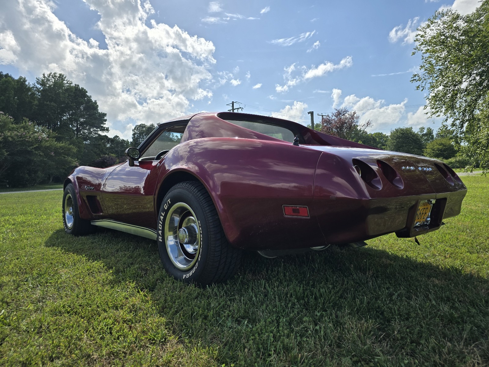 Chevrolet-Corvette-1974-4