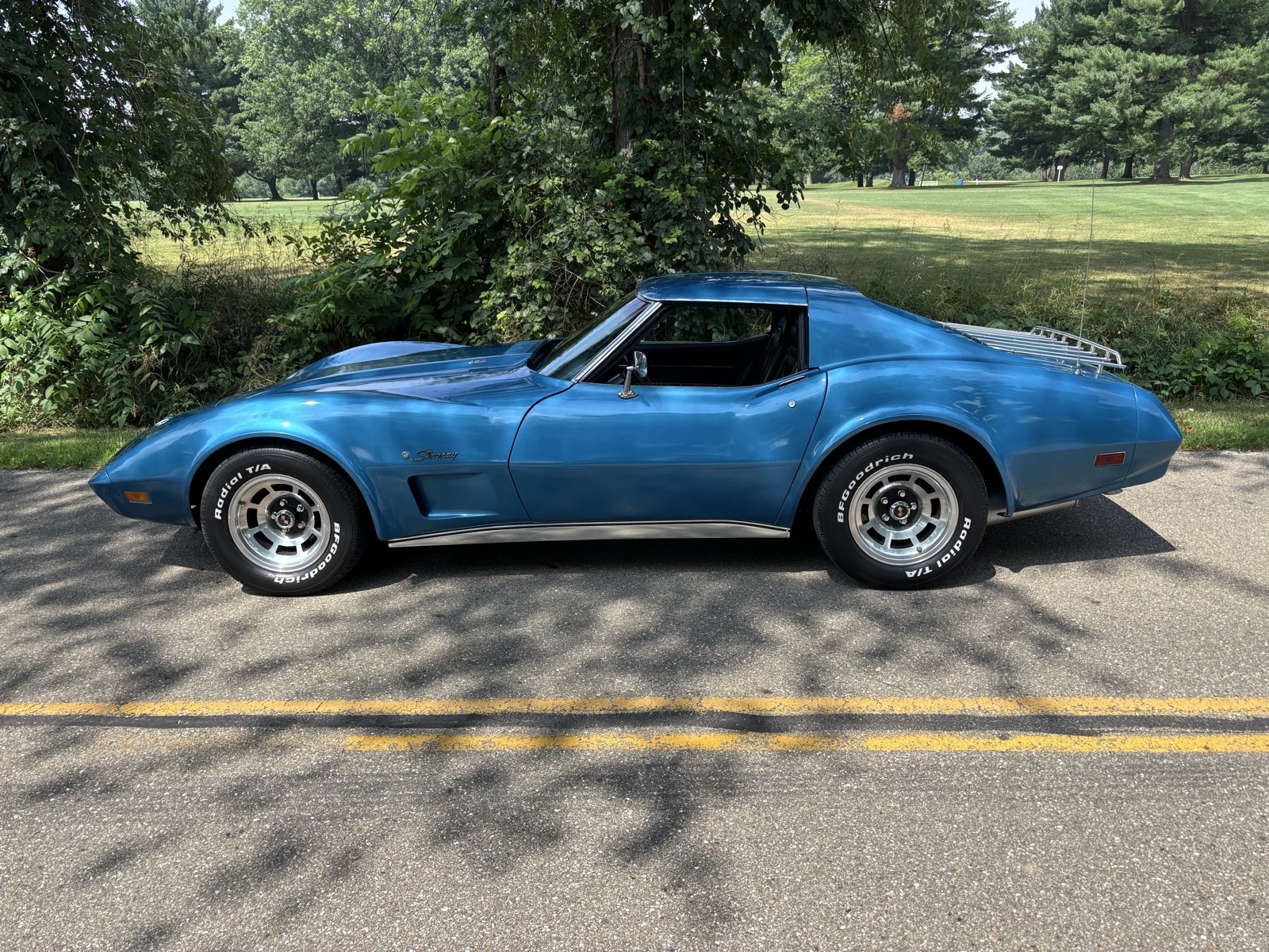 Chevrolet-Corvette-1974-7