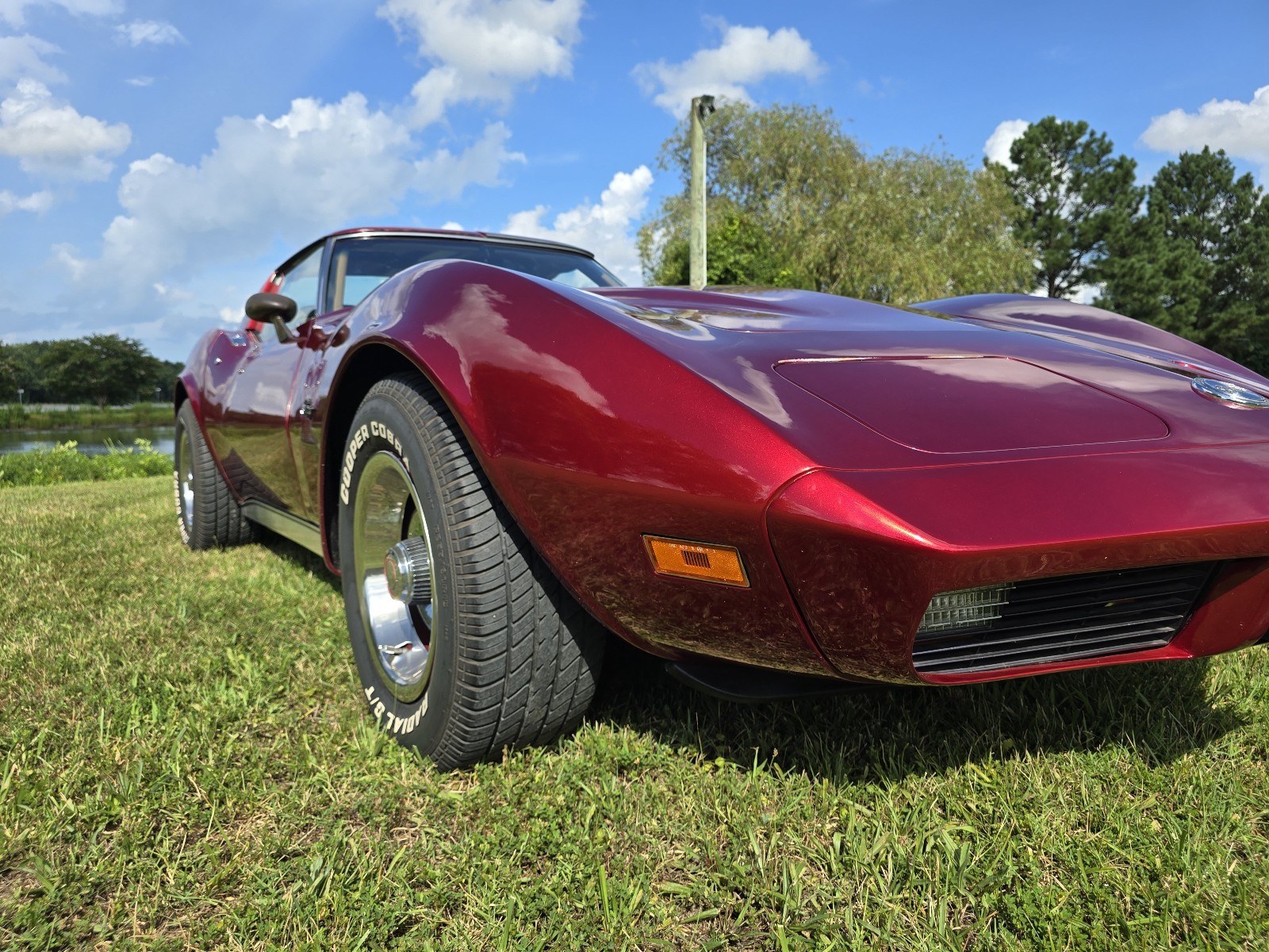 Chevrolet-Corvette-1974-9