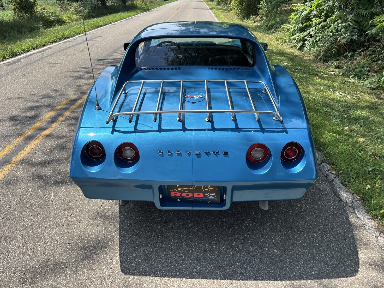 Chevrolet-Corvette-1974-9