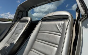 Chevrolet-Corvette-1974-Coupe-15