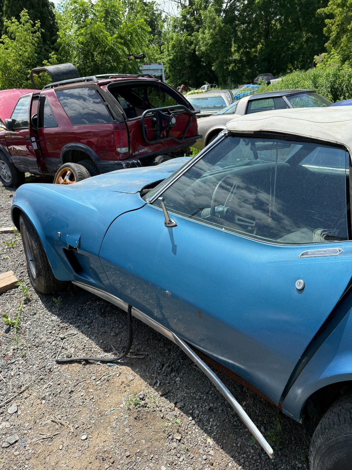 Chevrolet-Corvette-1974-Coupe-2