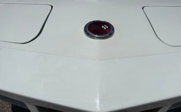 Chevrolet-Corvette-1974-Coupe-27