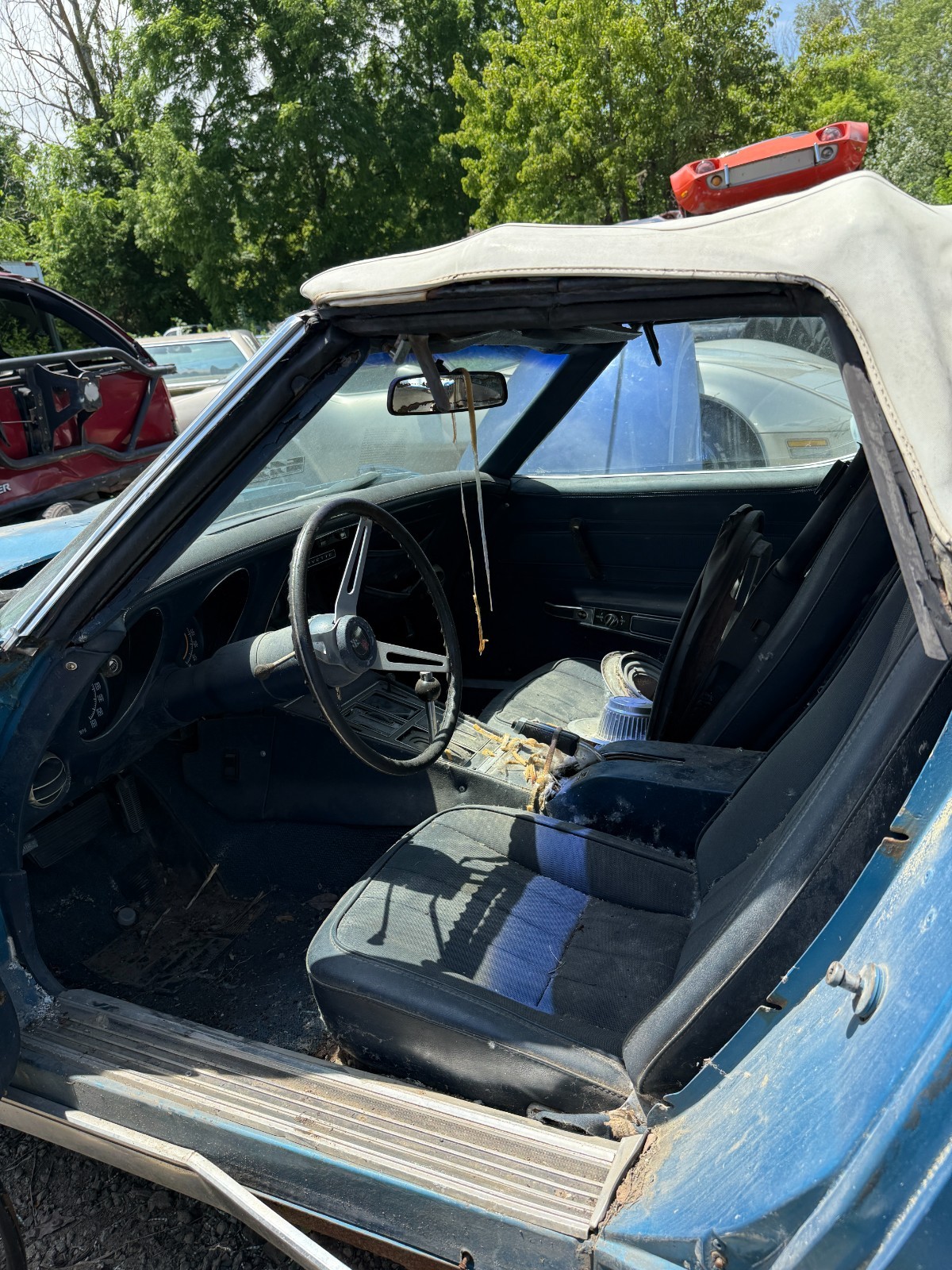 Chevrolet-Corvette-1974-Coupe-3