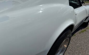 Chevrolet-Corvette-1974-Coupe-39