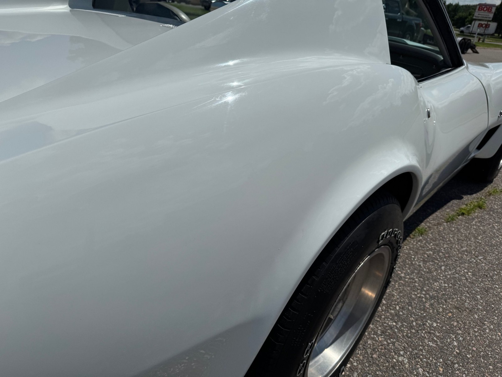 Chevrolet-Corvette-1974-Coupe-39