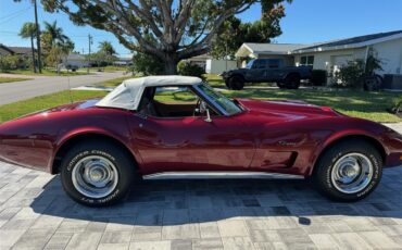 Chevrolet-Corvette-1974-Dark-Red-Tan-16