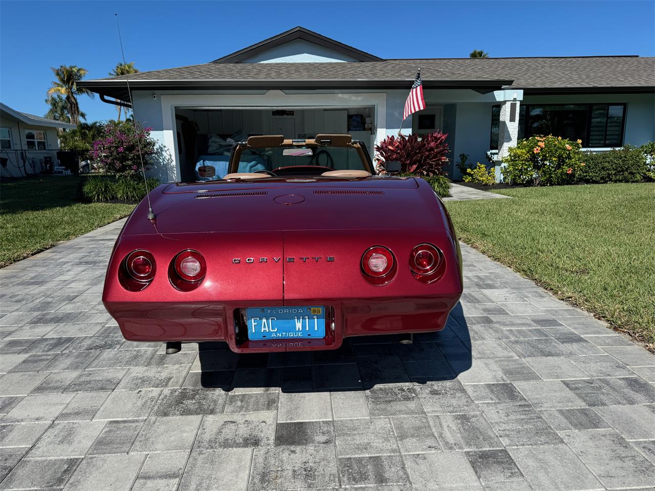 Chevrolet-Corvette-1974-Dark-Red-Tan-2