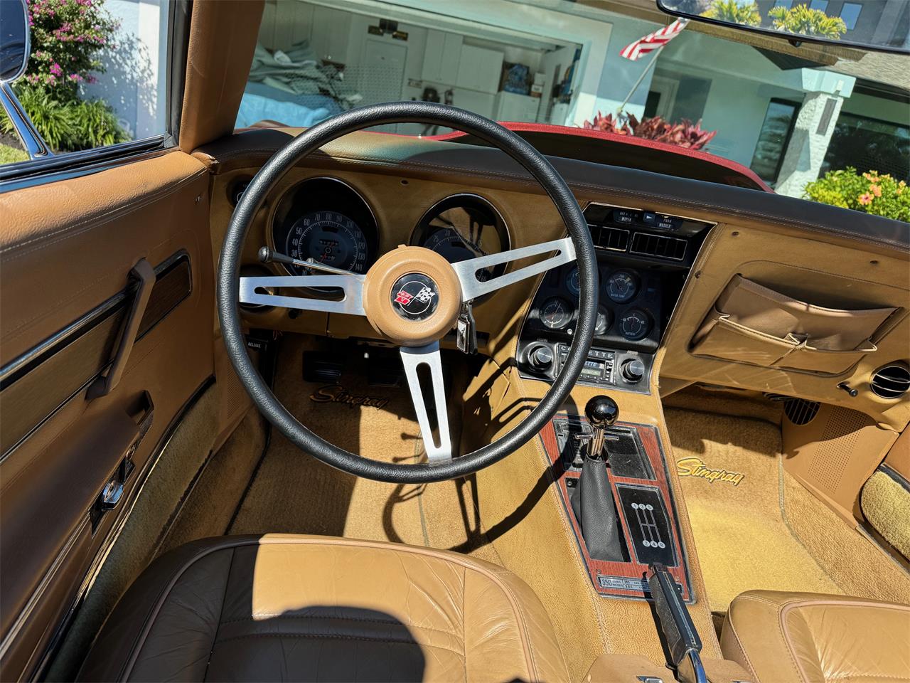 Chevrolet-Corvette-1974-Dark-Red-Tan-6