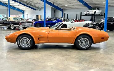 Chevrolet-Corvette-1974-Other-14