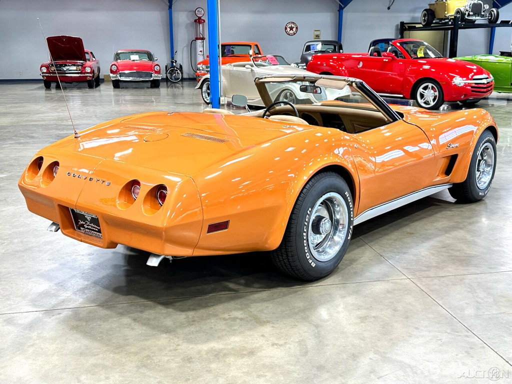 Chevrolet-Corvette-1974-Other-17
