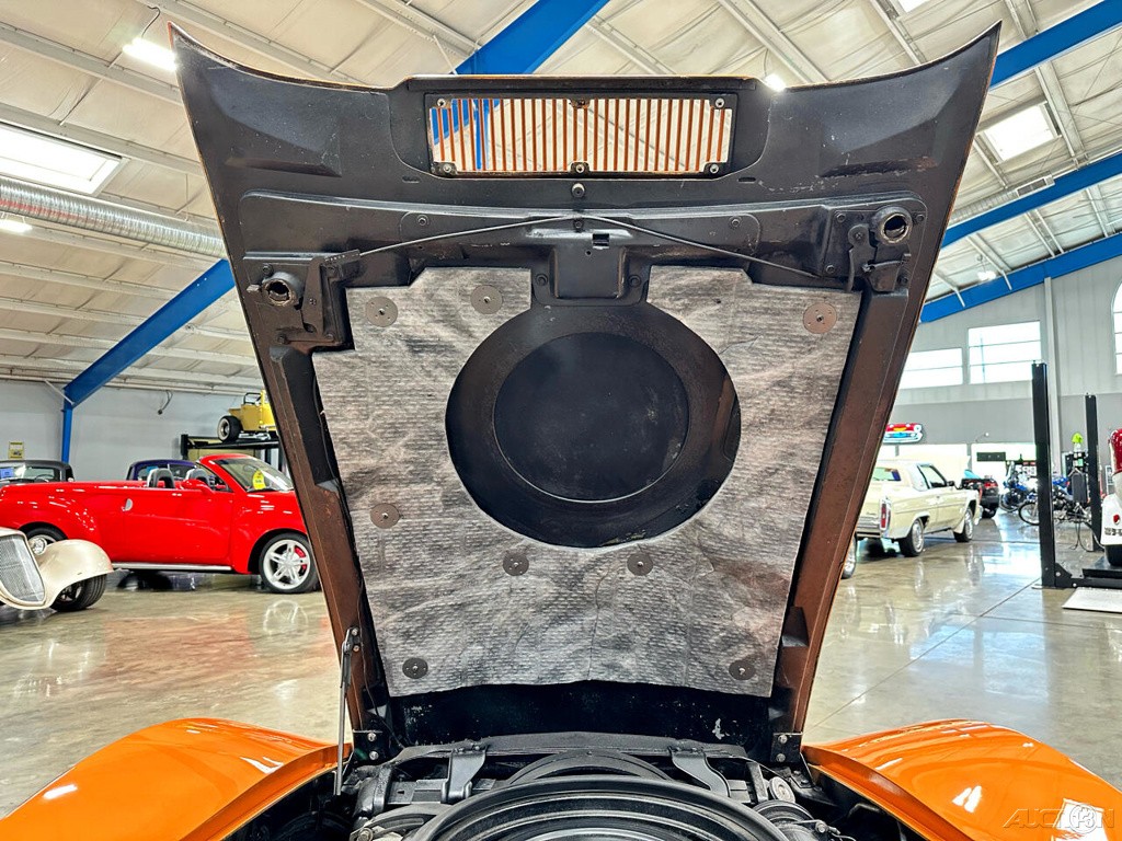 Chevrolet-Corvette-1974-Other-21