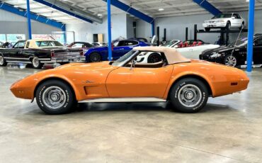 Chevrolet-Corvette-1974-Other-3