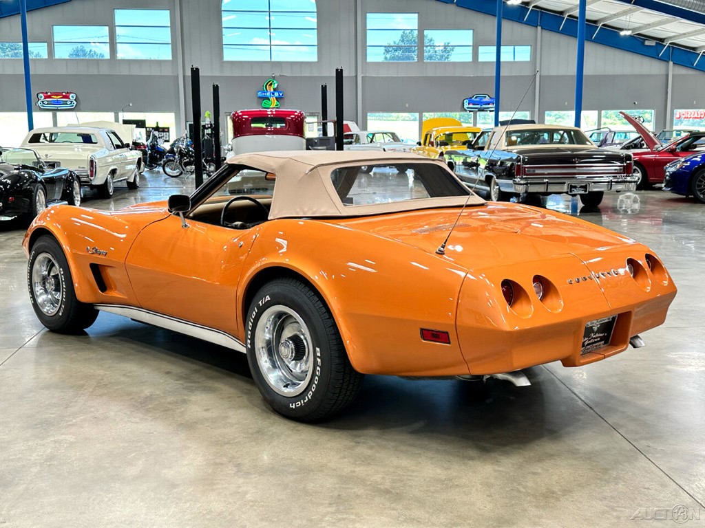 Chevrolet-Corvette-1974-Other-4