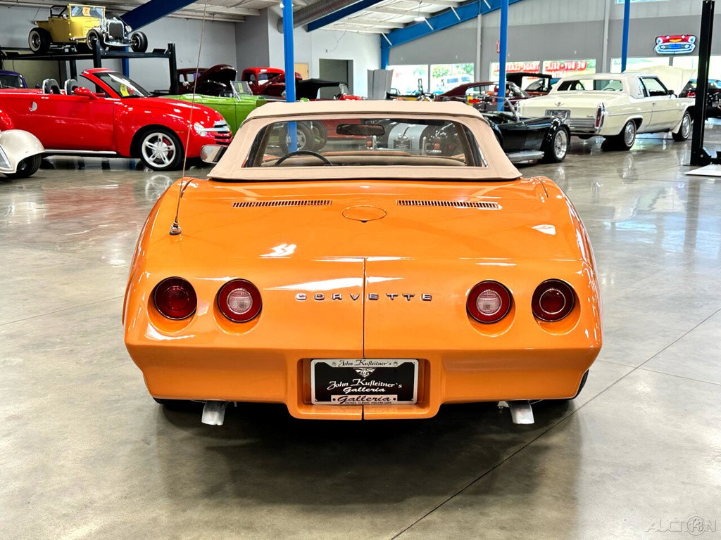 Chevrolet-Corvette-1974-Other-5