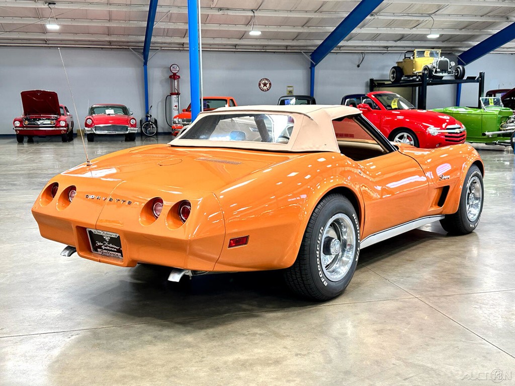 Chevrolet-Corvette-1974-Other-6