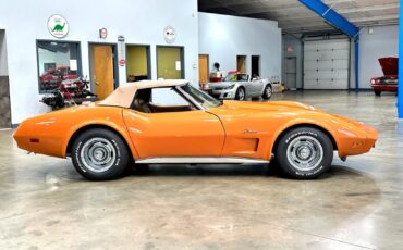 Chevrolet-Corvette-1974-Other-7