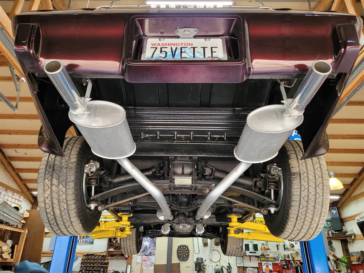 Chevrolet-Corvette-1975-BURGUNDY-WINE-PEARL-OXBLOOD-RED-BURGUNDY-7