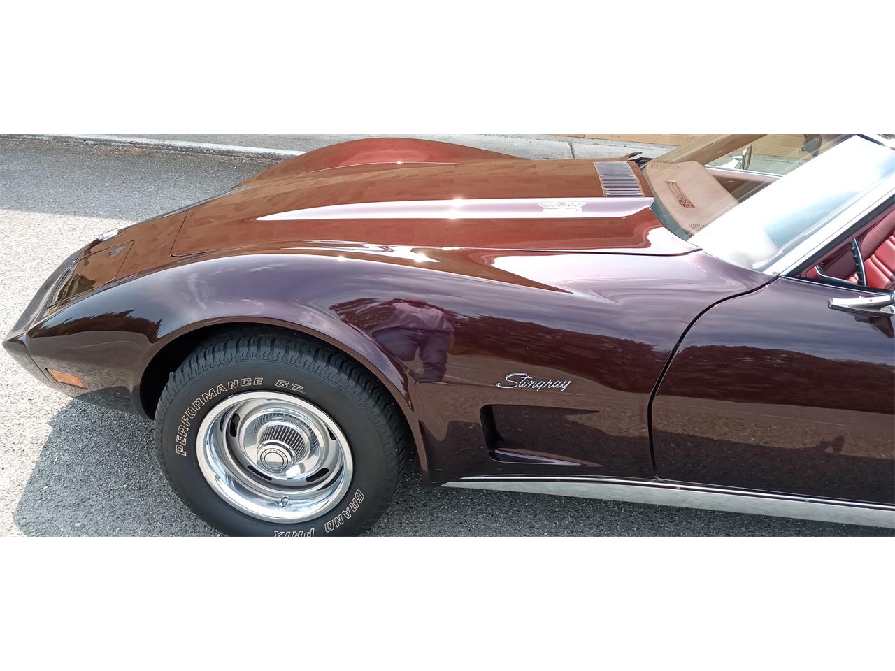 Chevrolet-Corvette-1975-BURGUNDY-WINE-PEARL-OXBLOOD-RED-BURGUNDY-9