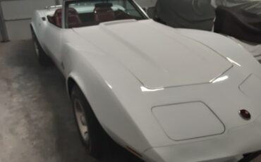 Chevrolet-Corvette-1975-Convertible-15