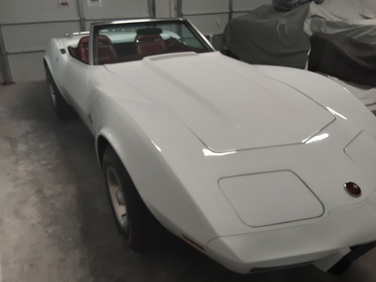 Chevrolet-Corvette-1975-Convertible-15