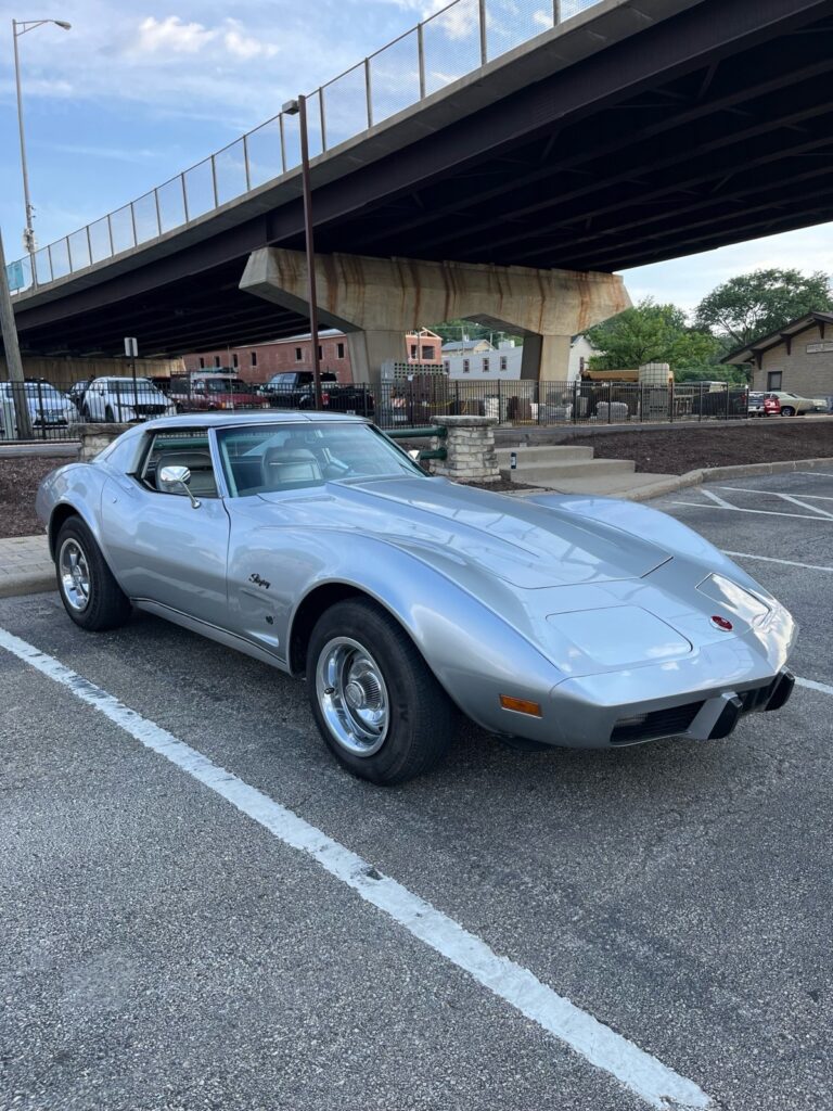 Chevrolet Corvette 1975 Coupe