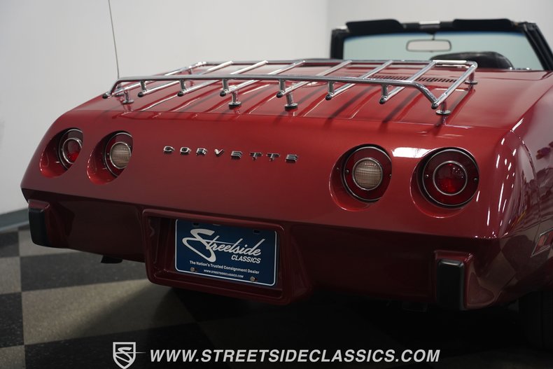 Chevrolet-Corvette-1975-Dark-Red-Metallic-Black-35