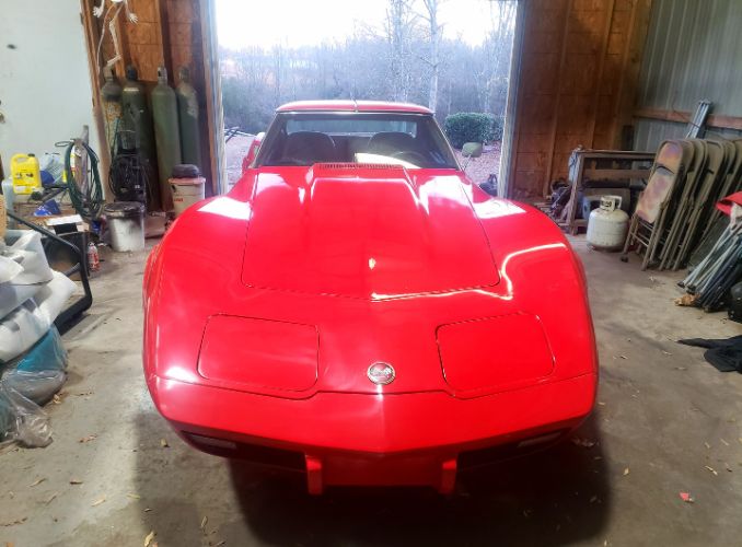 Chevrolet-Corvette-1975-Mille-Miglia-Red-Black-Leather-3