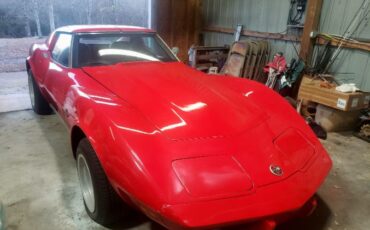 Chevrolet-Corvette-1975-Mille-Miglia-Red-Black-Leather-6