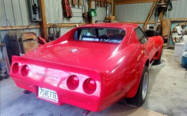 Chevrolet-Corvette-1975-Mille-Miglia-Red-Black-Leather-9