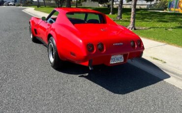 Chevrolet-Corvette-1975-Red-7