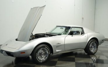 Chevrolet-Corvette-1975-Silver-Metallic-Silver-16