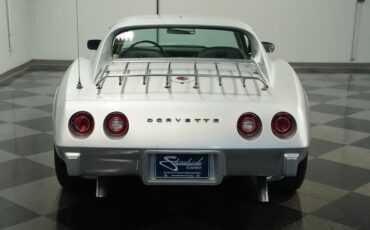 Chevrolet-Corvette-1975-Silver-Metallic-Silver-22