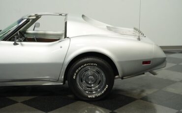 Chevrolet-Corvette-1975-Silver-Metallic-Silver-45