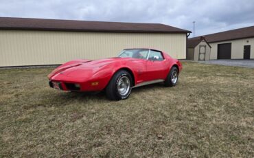 Chevrolet-Corvette-1975-red-tan-14