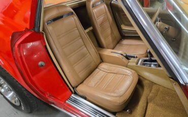 Chevrolet-Corvette-1975-red-tan-45