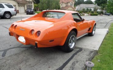Chevrolet-Corvette-1976-20